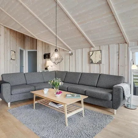 Gorgeous In Hvide Sande With Kitchen 別荘